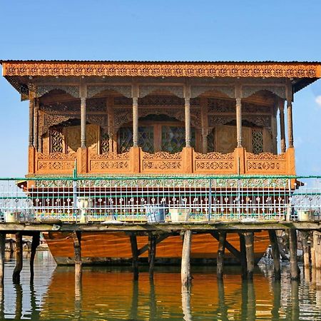 Hotel De Laila House Boat By Sterling Srīnagar Exterior foto