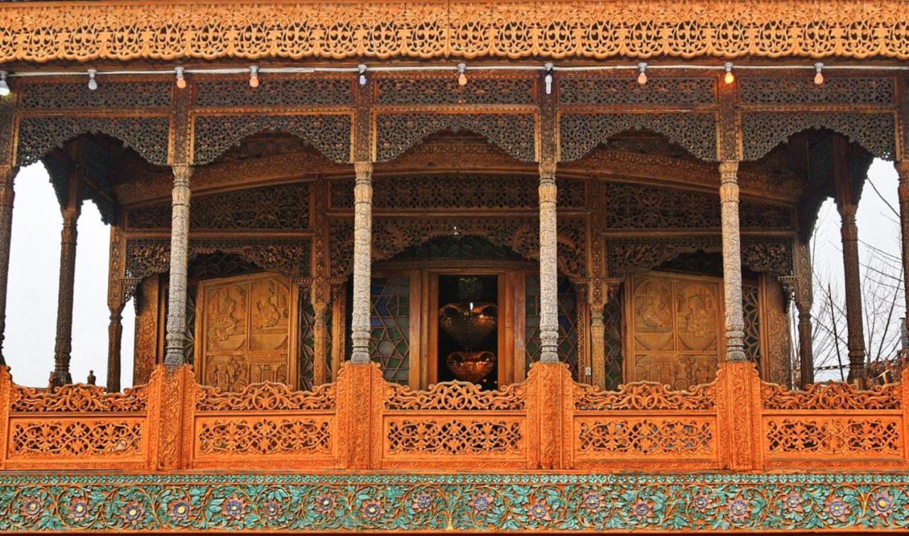 Hotel De Laila House Boat By Sterling Srīnagar Exterior foto